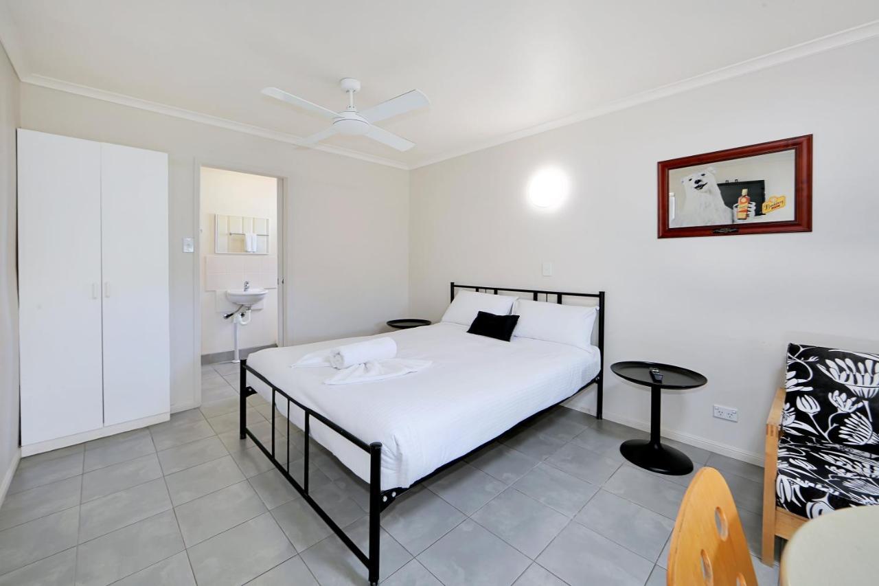 Cane Village Holiday Park Bundaberg Buitenkant foto