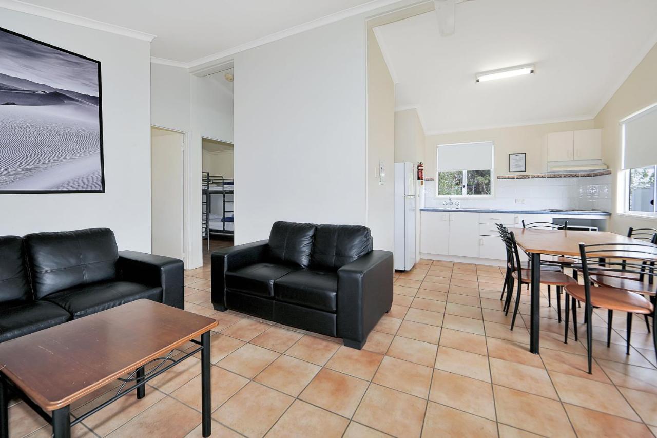 Cane Village Holiday Park Bundaberg Buitenkant foto