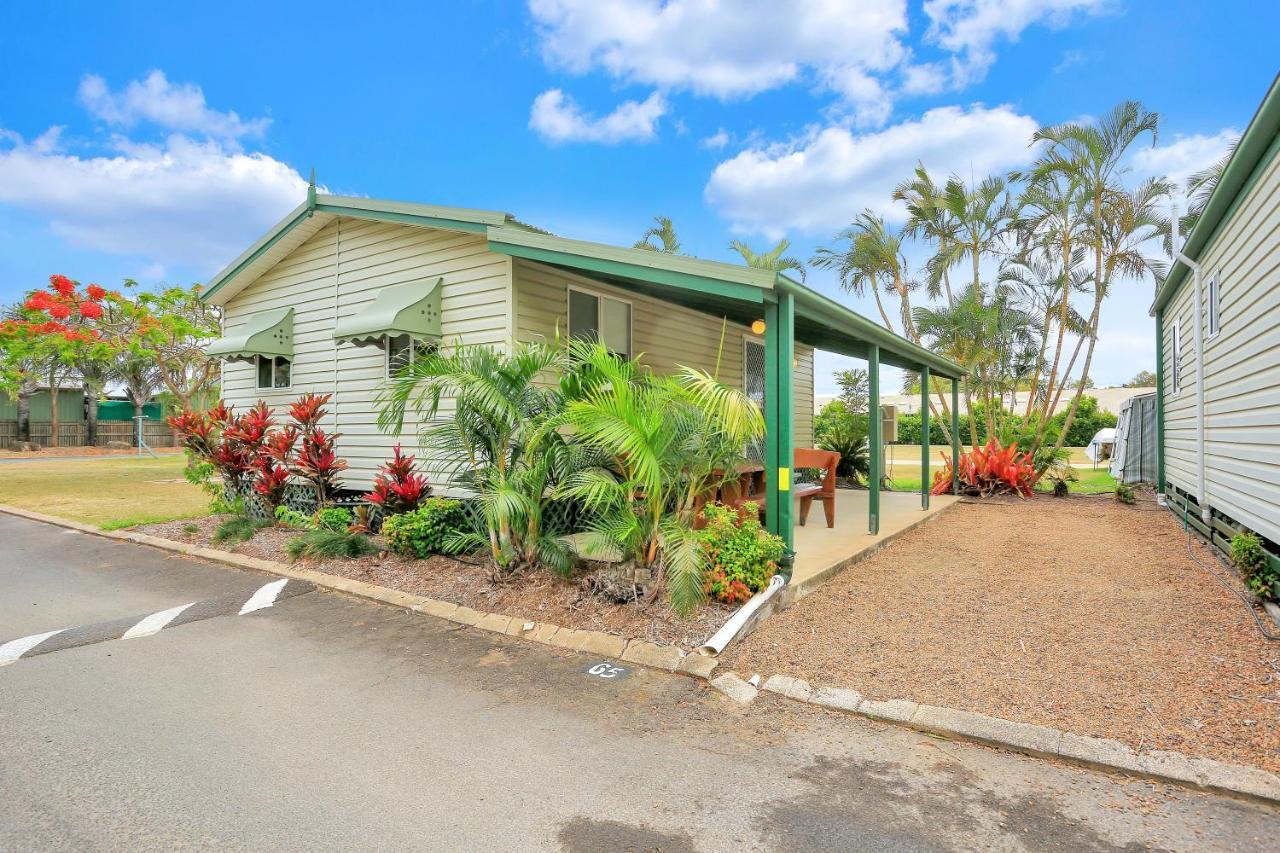 Cane Village Holiday Park Bundaberg Buitenkant foto