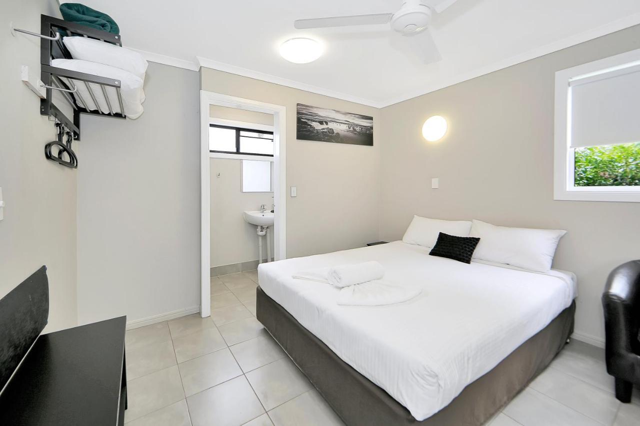 Cane Village Holiday Park Bundaberg Buitenkant foto
