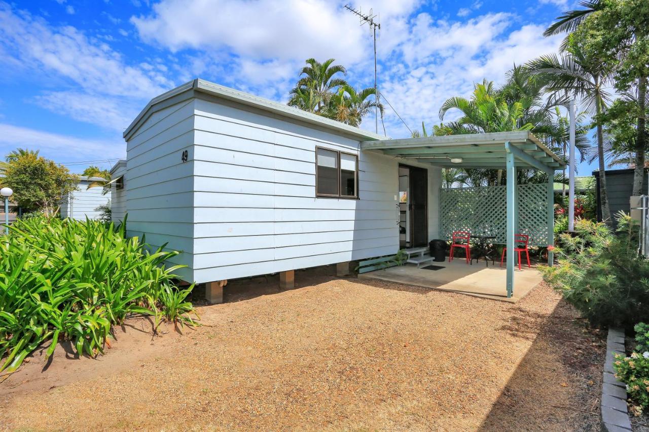 Cane Village Holiday Park Bundaberg Buitenkant foto