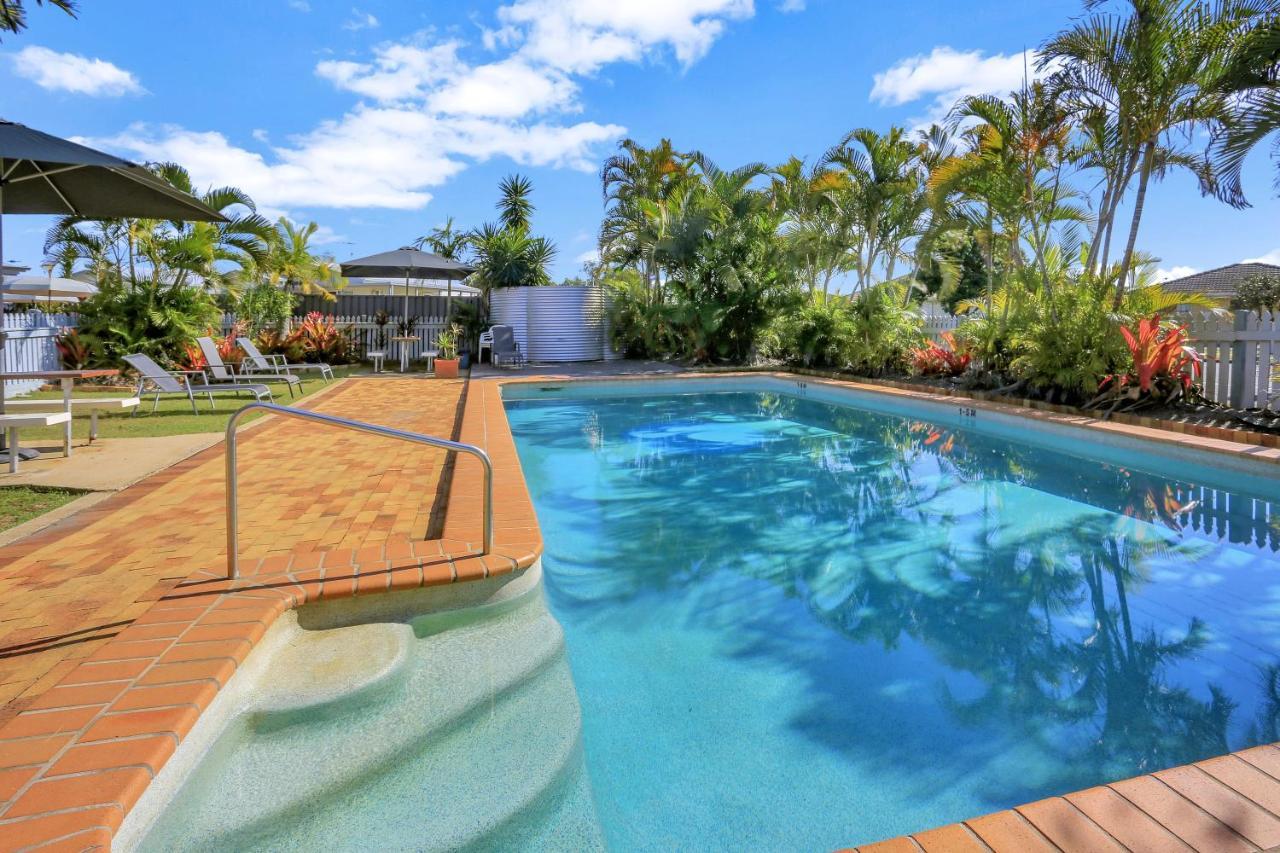 Cane Village Holiday Park Bundaberg Buitenkant foto